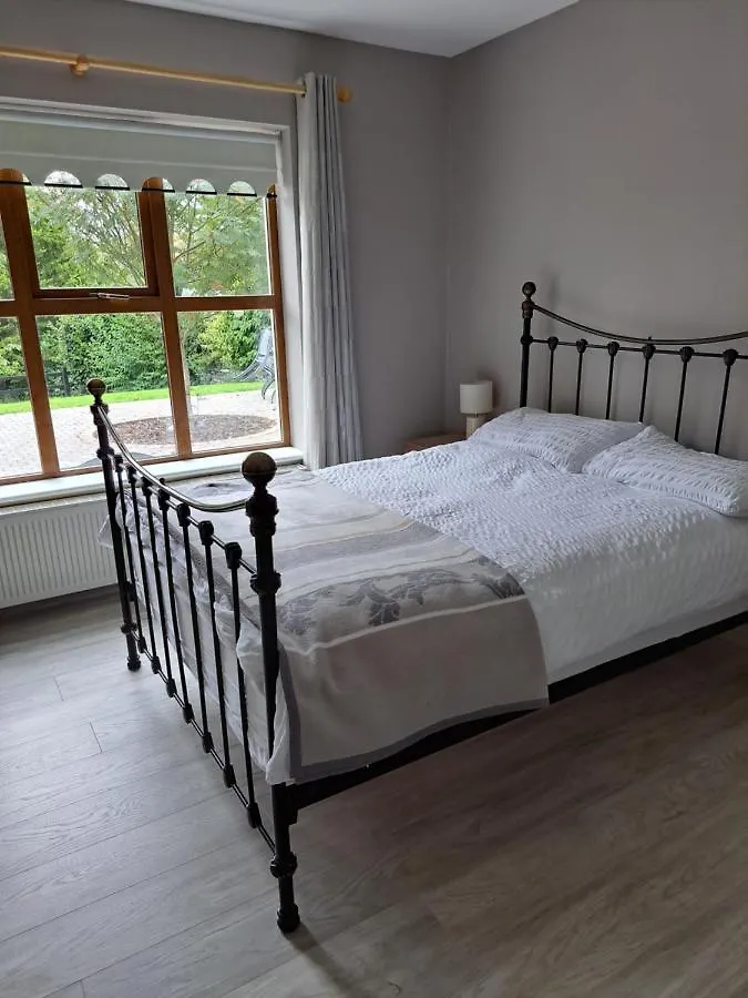 Pollys Haven Apartment Ballybrack