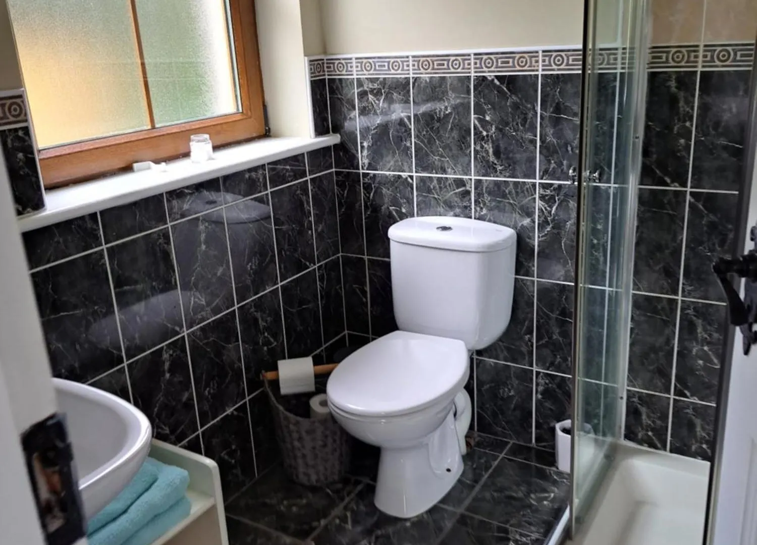 Pollys Haven Apartment Ballybrack  Ireland